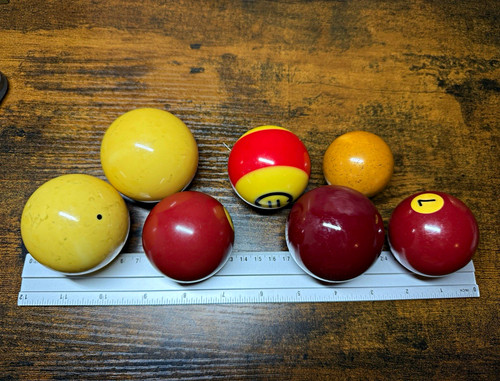 Vintage bakelite billiard - vintage,