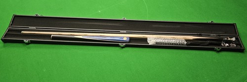 Snooker cue billiard - billiard,
